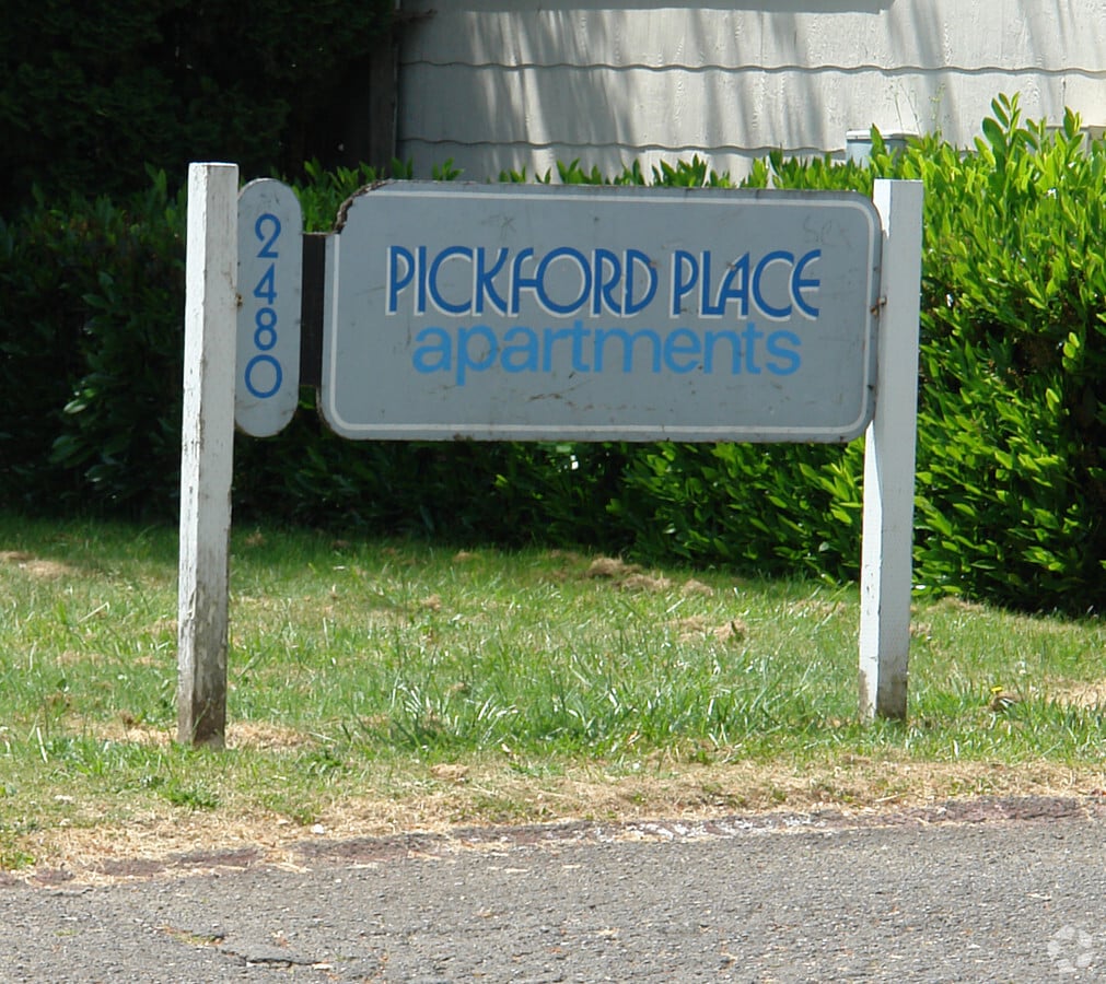 Photo - Pickford Place Apartments