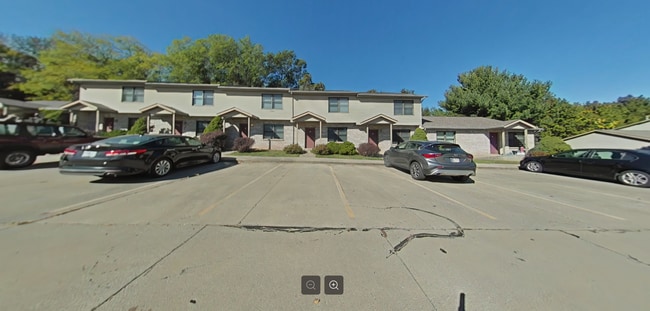 Building Photo - 1383 W Allen St