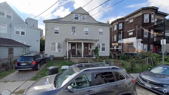 Building Photo - 4 Haskell St Unit 1 Rental