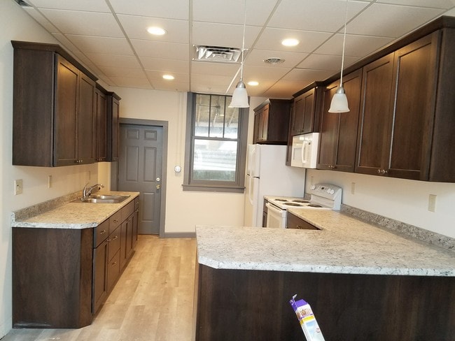 Kitchen - 115 W North St Unit Upper