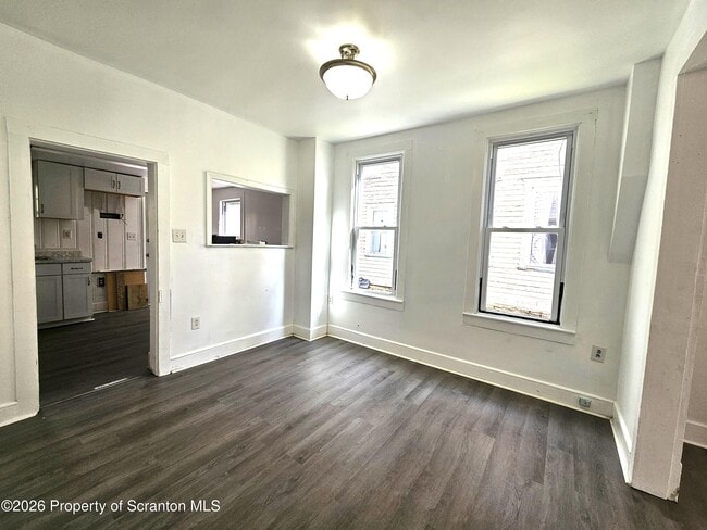 Photo - 907 Green Ridge St