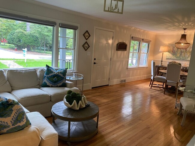 Photo - 4626 Crowson Rd
