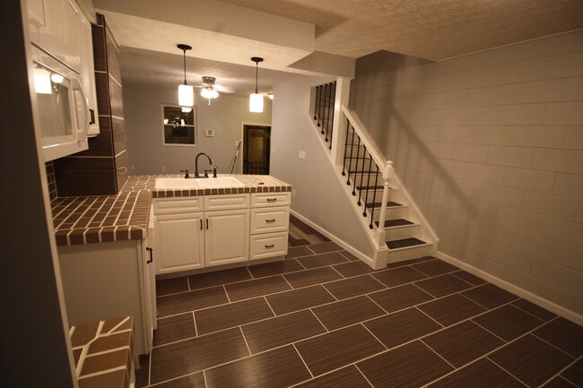 Photo - 1448 Highland St