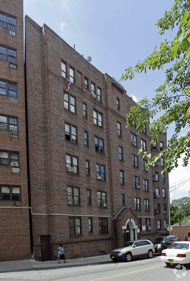 Photo - 14 Caryl Ave