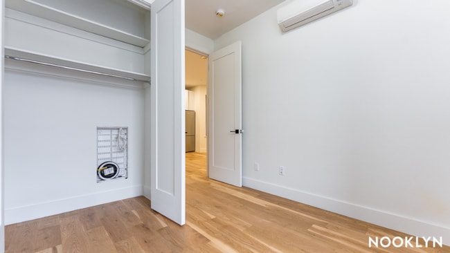 Photo - 2553 Bedford Ave Unit 2B