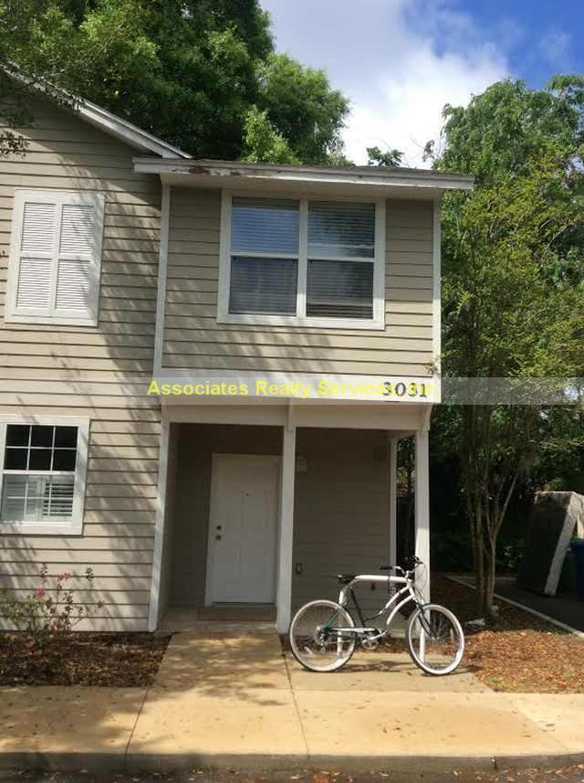Close to VA and Shands - Close to VA and Shands House