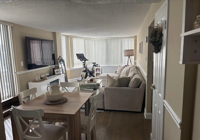 Building Photo - 755 Narrows Rd N Rental