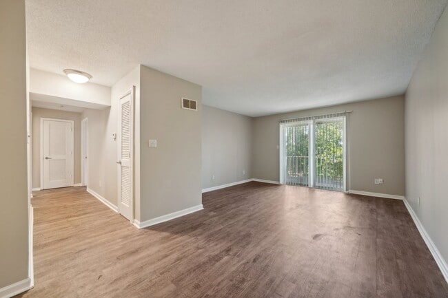 Photo - Park On Valley