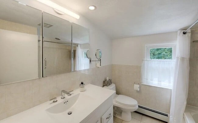 Photo - 11 Dubiel Dr