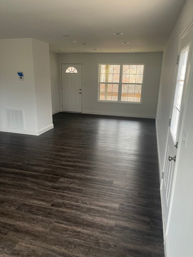 Photo - 167 S Earls Ave