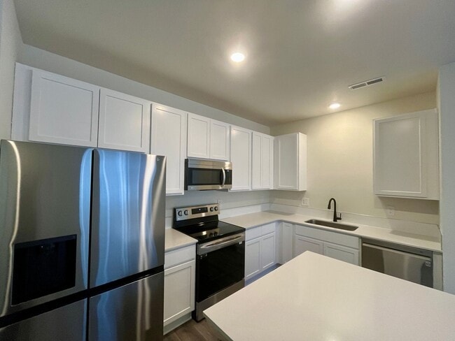 299 Condor Wy