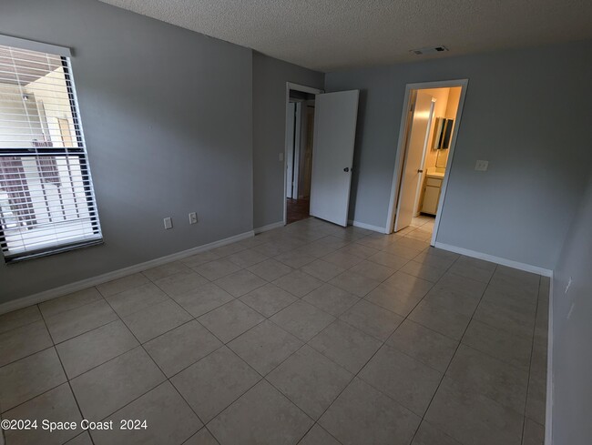 1051 Clearmont St NE Unit 202