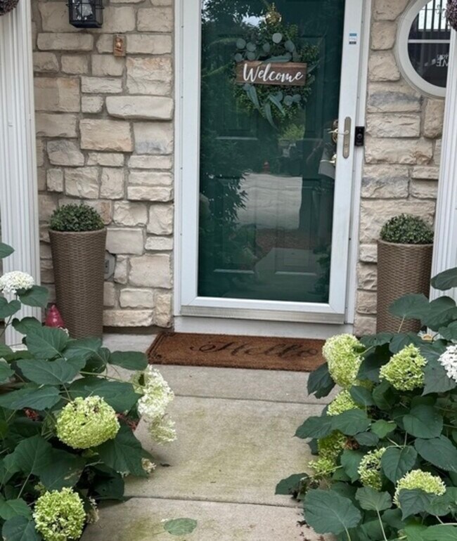 Photo - 255 Rainier Way