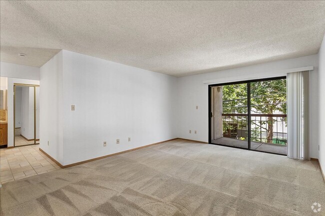 Building Photo - 155 Pearl St Unit 205 Rental