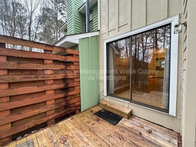 Photo - 5754 Pool Side Dr