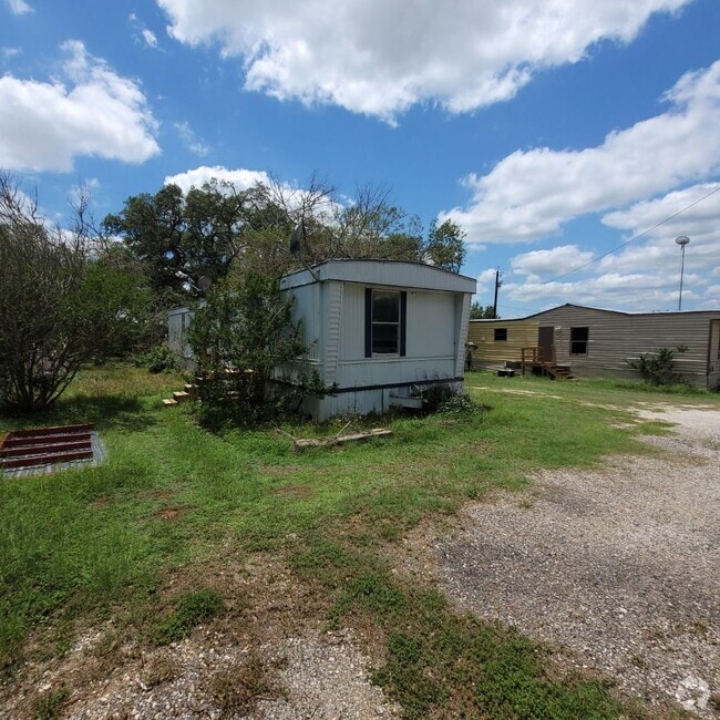 Building Photo - 2 BD 1 BA Mobile in Quiet Park Available M... Rental