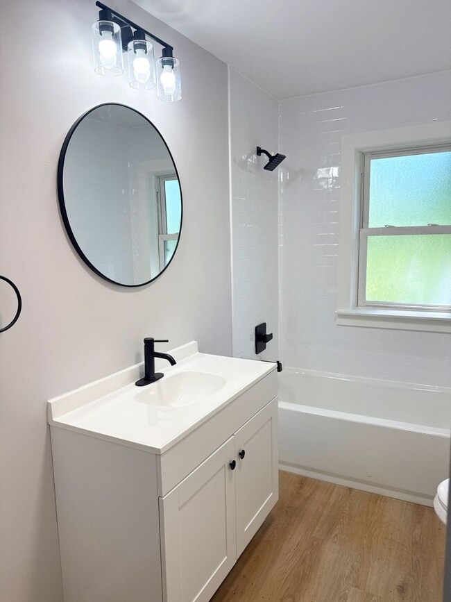 Photo - Move In Ready....4748 Warnock Ave