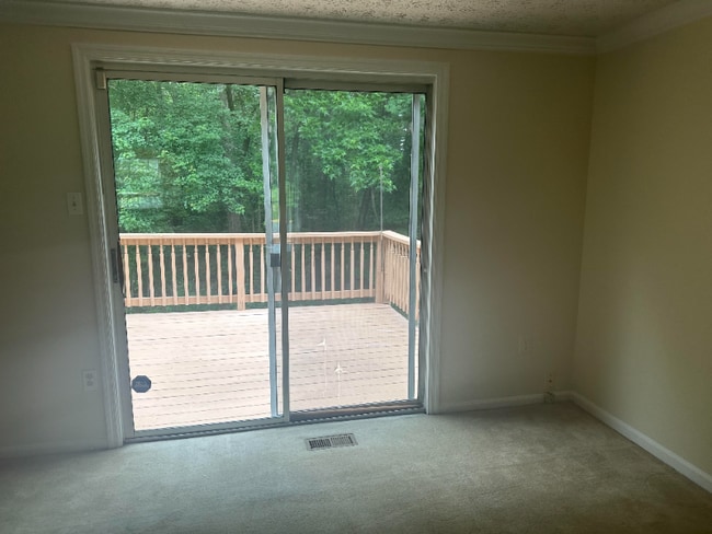 Photo - 7772 Mandan Rd