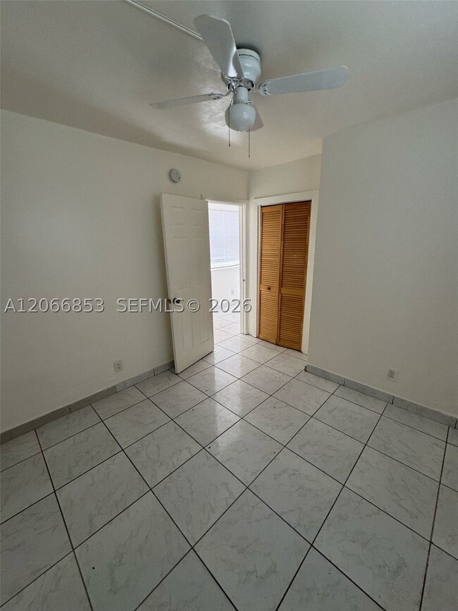 Photo - 2451 NW 13th St Unit 5