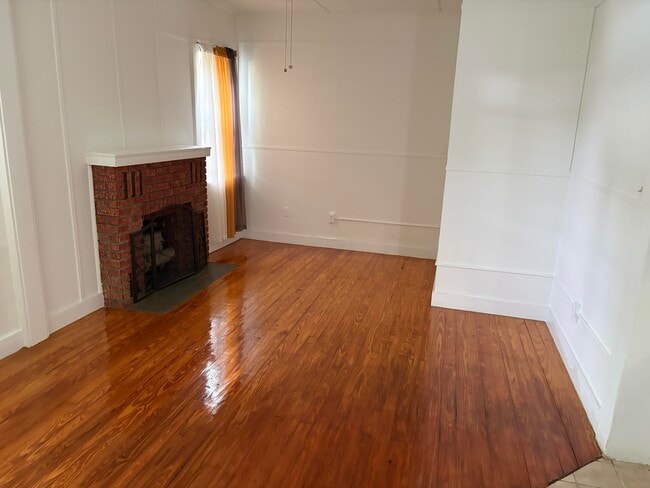 Photo - 1912 Arthur St Unit B