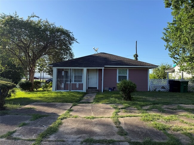 Building Photo - 5501 Malmedy Rd