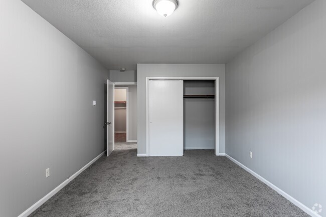 2BR, 1BA- Bedroom