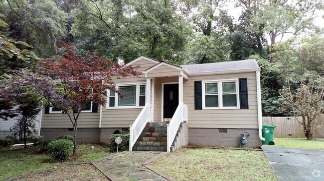 Building Photo - 1103 Shepherds Ln NE Rental