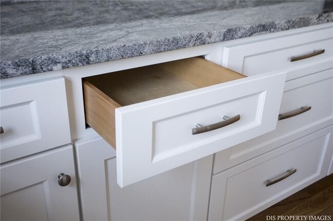 Photo - 30 Preston St