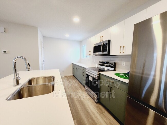 Photo - 1182 Aster Blvd