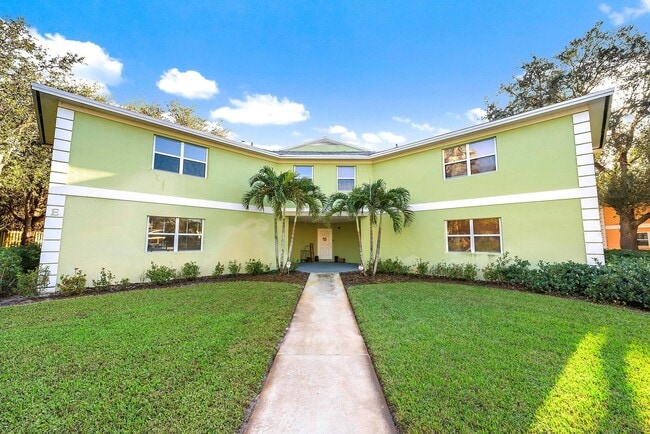 Photo - 81 SE Beech Tree Ln