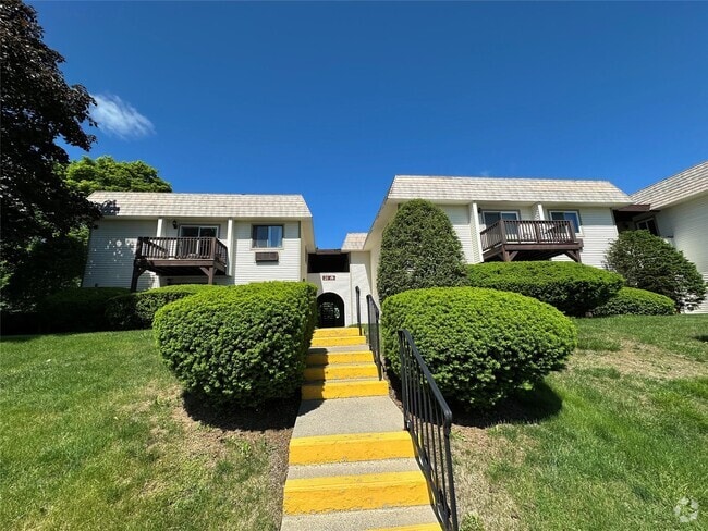 Building Photo - 21 Village Park Dr Unit #2E Rental