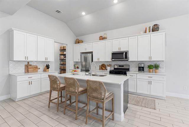 Photo - 704 Fencerow Trl