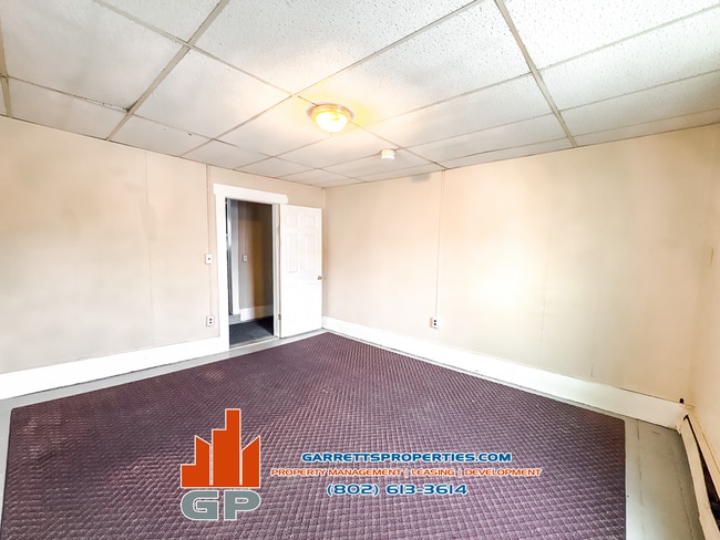 Building Photo - 166 Eastern Ave Unit 3