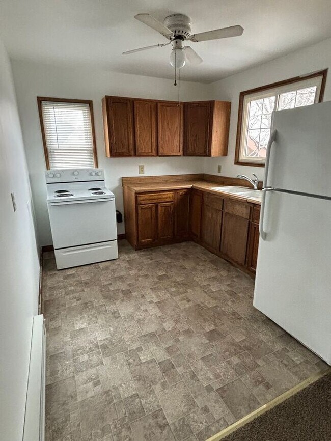 Photo - 2 BR Upstairs Apartment