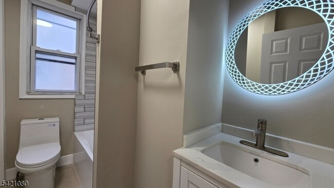 Photo - 411 Lanza Ave Unit 2