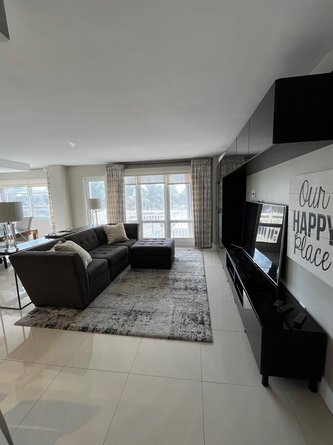 Photo - 133 N Pompano Beach Blvd Unit 211