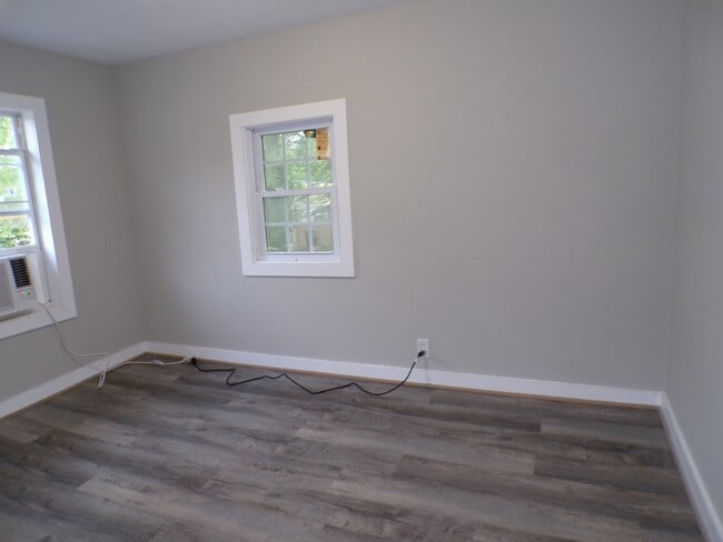 Photo - 2005 Long 14th St