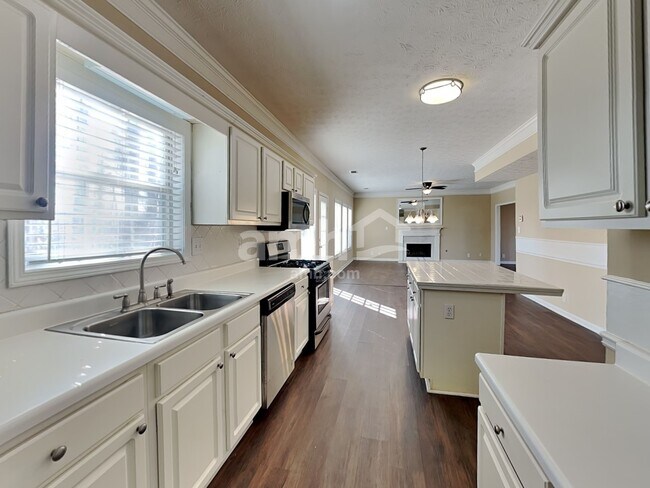 Photo - 140 Saddle Bridge Dr