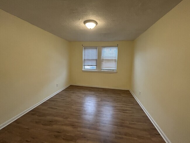 Photo - 4329 Halley Terrace SE