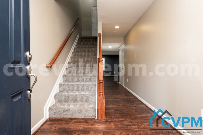 Photo - 7014 Dannfield Ct