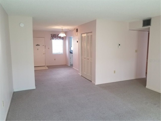 Photo - 2727 75th St W Unidad 7A3