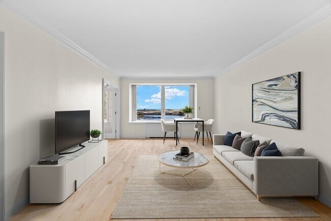 Building Photo - 65 E India Row Unit 32D Rental
