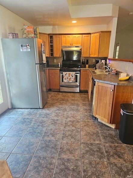 Photo - 405 E 15th St