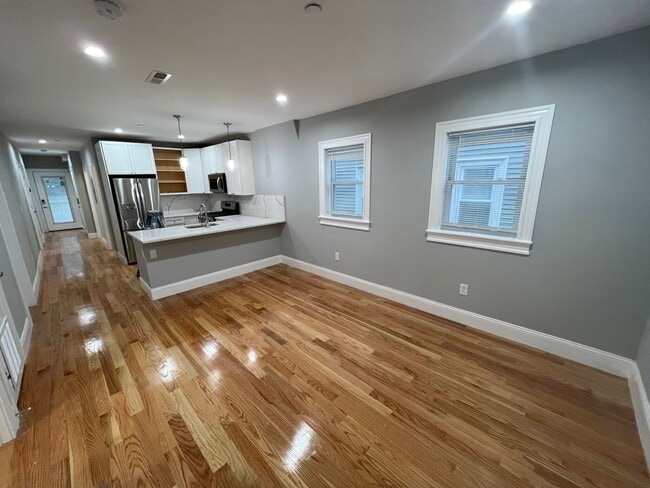 Photo - 15 Harold St Unit 2