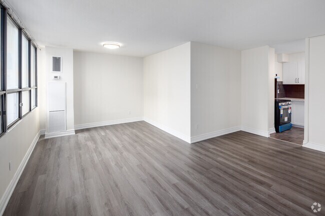 2 Bdrm 1 Bath Dinning Area