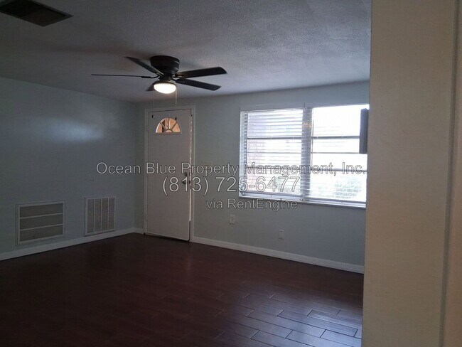 9330 Ledgestone Ln