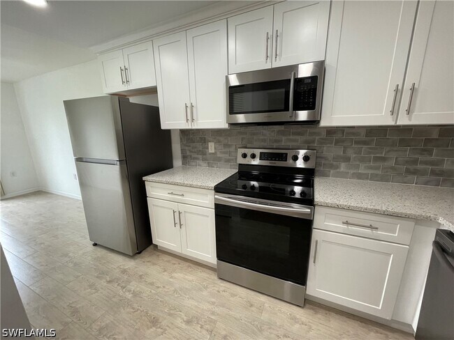 Photo - 1200 Commonwealth Cir Unit 103
