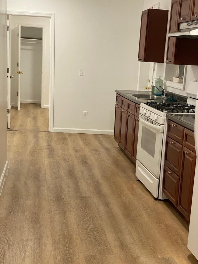 Photo - 244 E Hanover St Unit 1