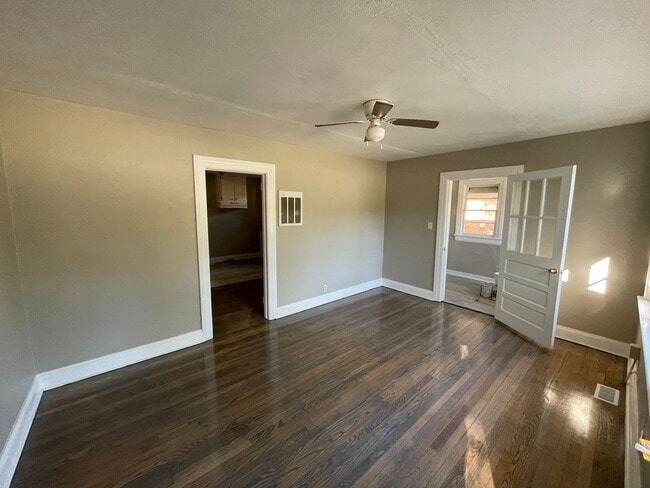 Photo - 6310 Ward Blvd