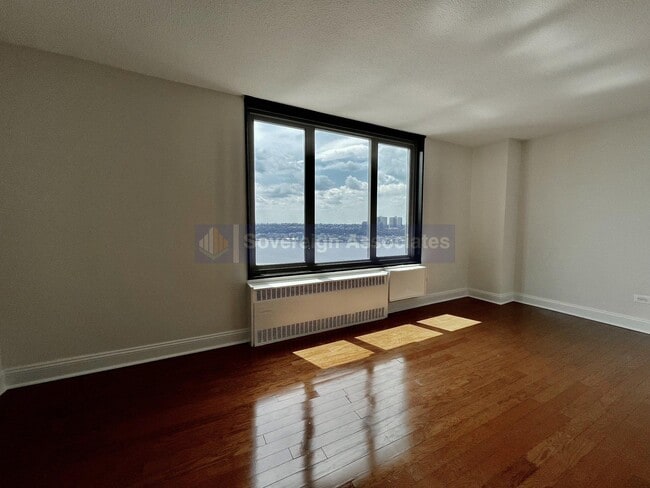 Photo - 3333 Broadway Unit D31J
